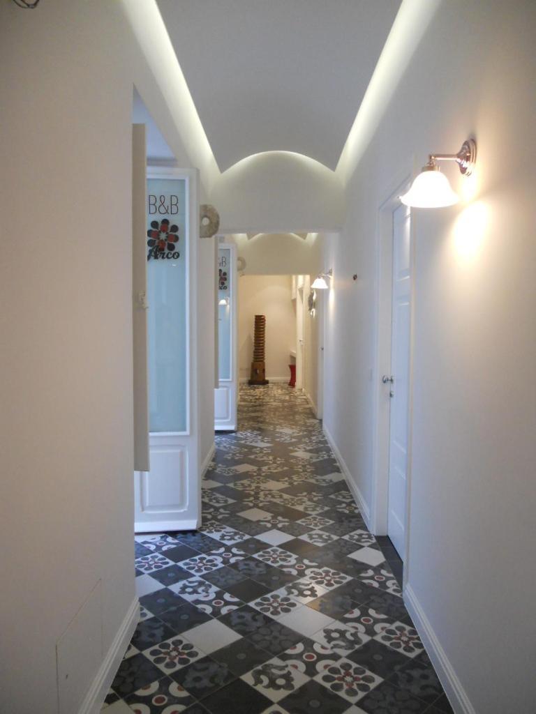 Arco' B&B Trani Cattedrale Екстериор снимка