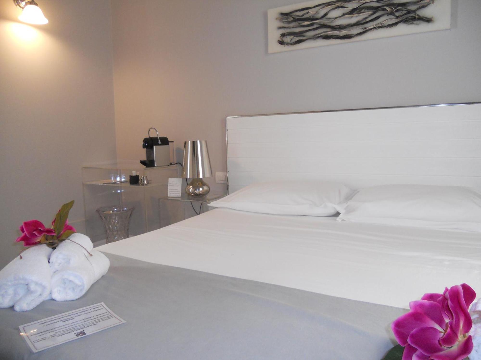 Arco' B&B Trani Cattedrale Стая снимка