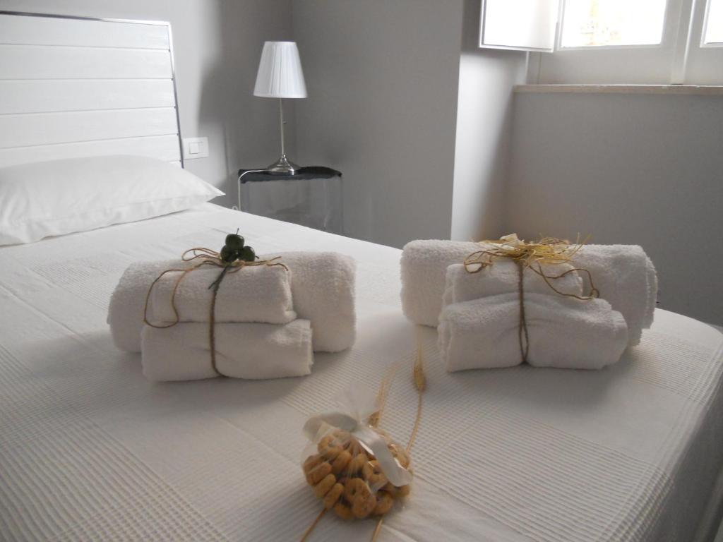 Arco' B&B Trani Cattedrale Екстериор снимка